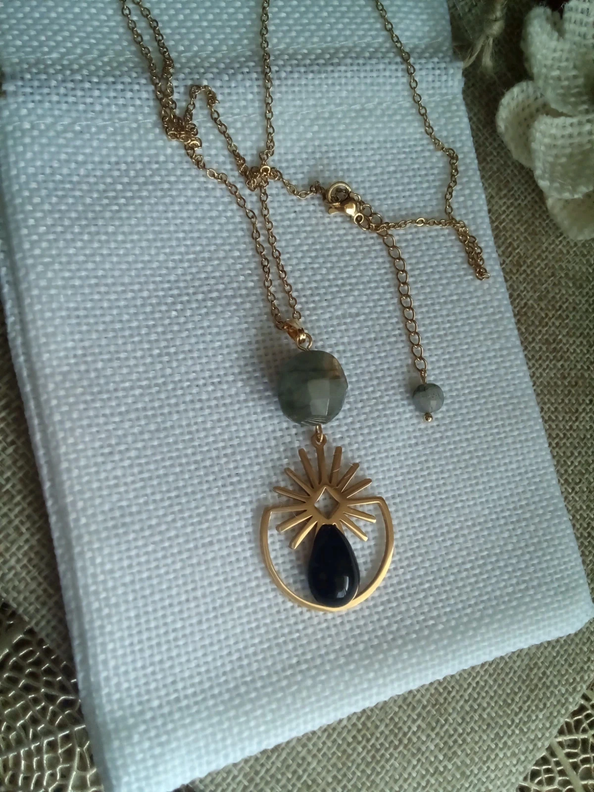Collier protection pierres de labradorite et obsidienne – photo 2